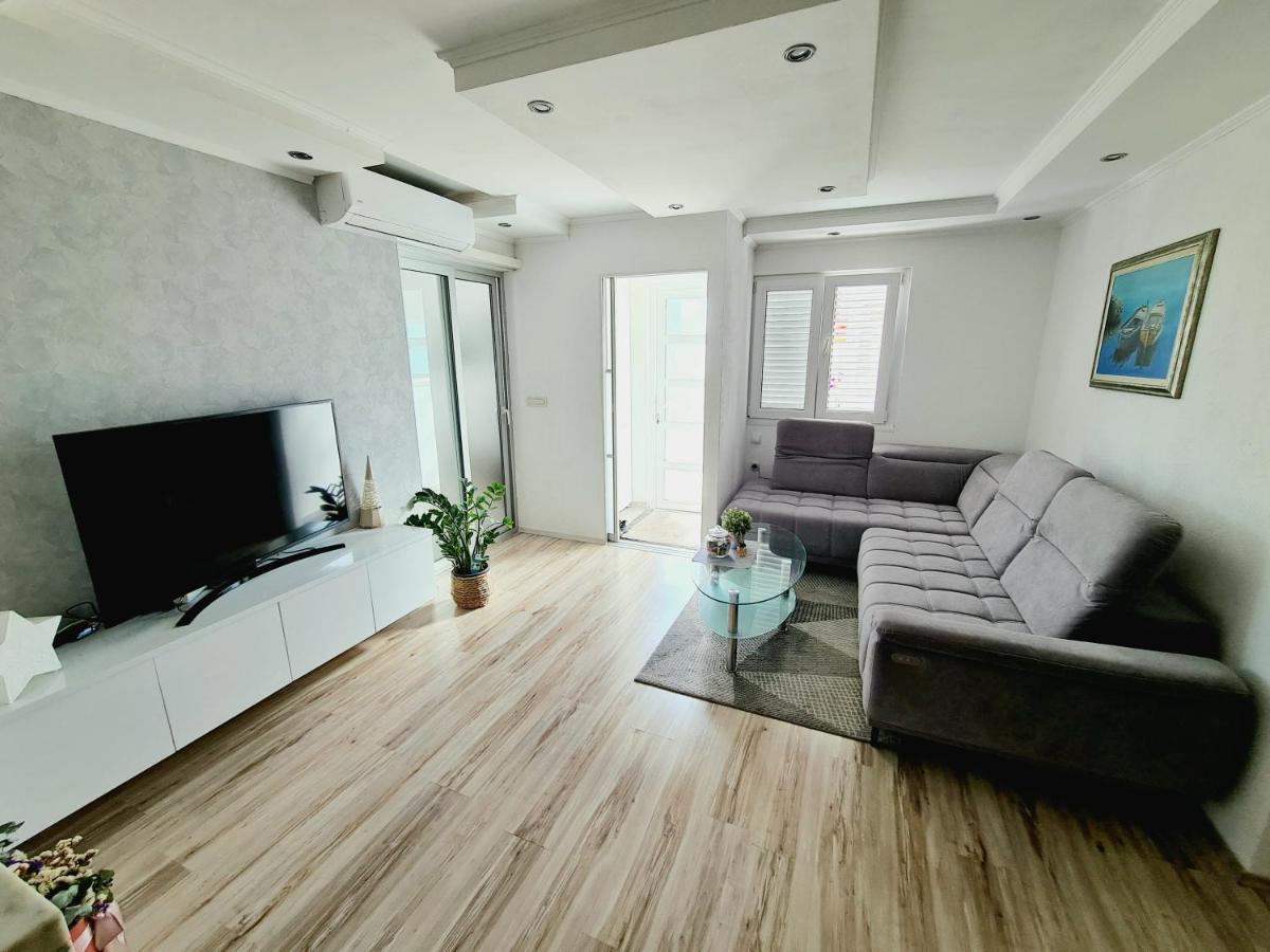 Apartment Mirjana Makarska Exterior foto