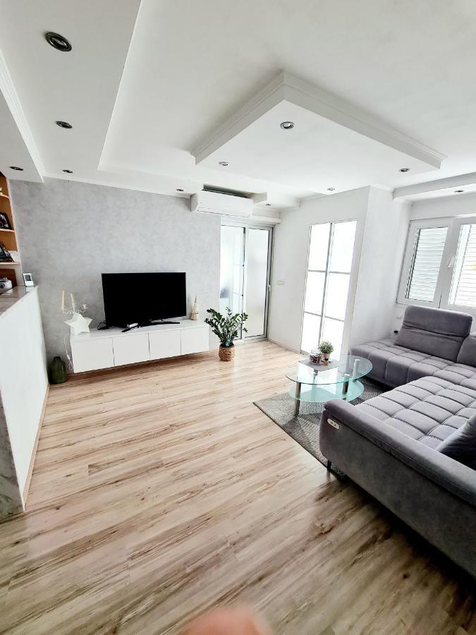 Apartment Mirjana Makarska Exterior foto