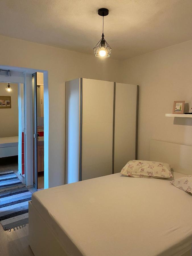 Apartment Mirjana Makarska Exterior foto