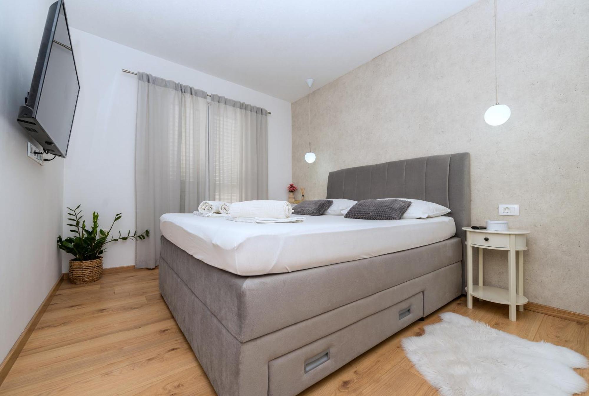 Apartment Mirjana Makarska Exterior foto